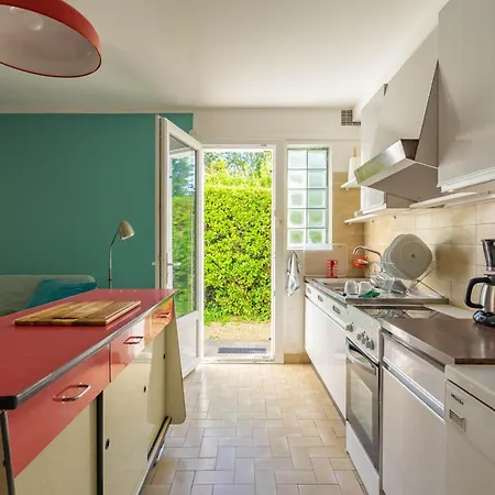 Hébergement de vacances Maison Dco Style 50 Avec Jardin *